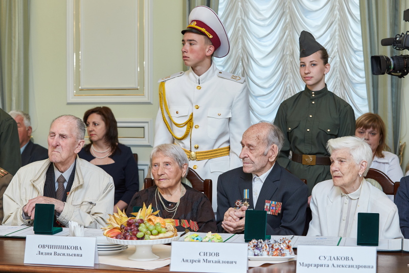 Геннадій Кернес нагородив ветеранів - 3