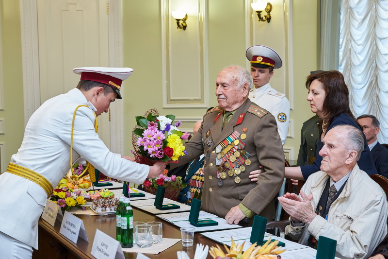 Геннадій Кернес нагородив ветеранів - 8