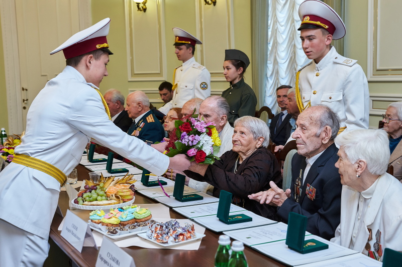 Геннадій Кернес нагородив ветеранів - 9