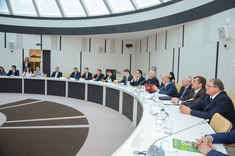 Олександр Новак взяв участь у засіданні Асоціації випускників юридичного університету - 2