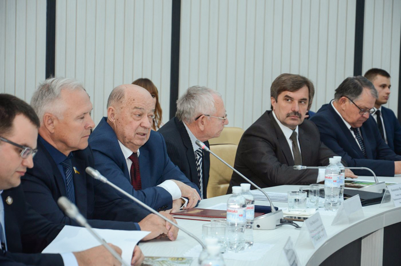 Олександр Новак взяв участь у засіданні Асоціації випускників юридичного університету - 4