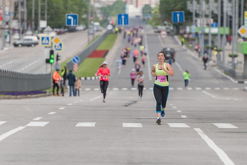 У Харкові пройшов перший жіночий забіг