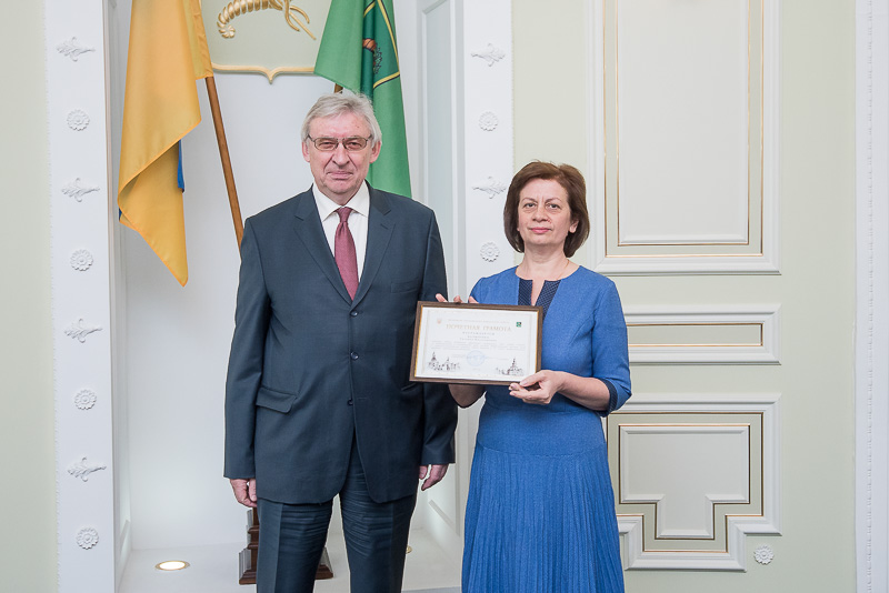 У Харкові нагородили кращих банківських працівників - 6