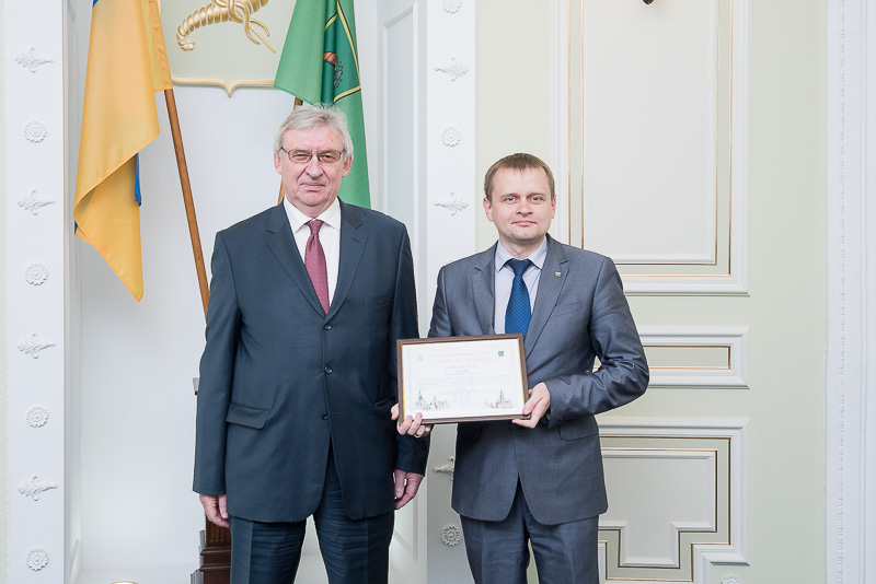 У Харкові нагородили кращих банківських працівників - 7
