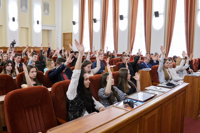 Молодіжна рада презентувала проекти для школярів і «Портал харків'янина» - 12