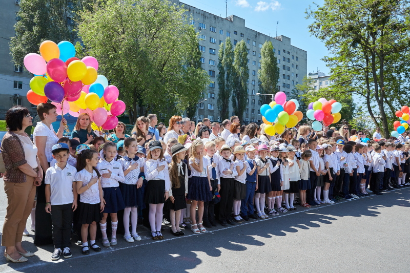 Свято останнього дзвоника у Харківській спеціалізованій школі №132 - 4