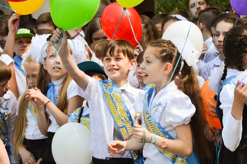 У харківській гімназії №163 пролунав останній дзвоник - 16