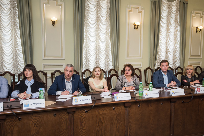 У Харкові створюють соціальний центр «Сім'я» - 1