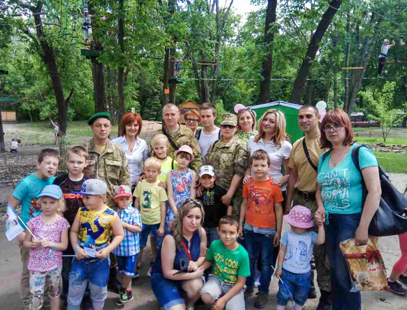 У парку Машинобудівників відбулося свято для дітей - 2