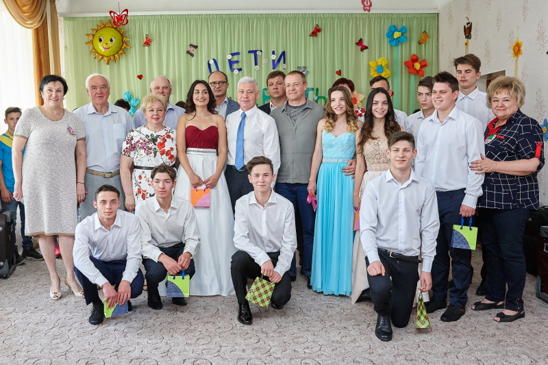 Вихованців дитячого будинку «Родина» привітали з Днем захисту дітей