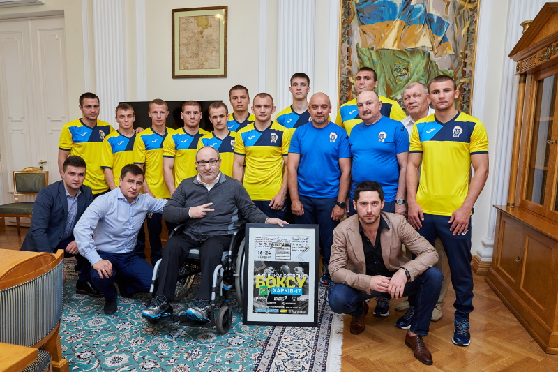 Геннадій Кернес підтримав національну збірну з боксу