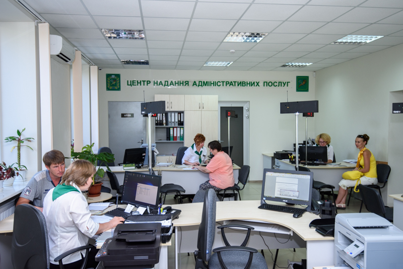 У центрах адмінпослуг запустили проект «Миттєва послуга»