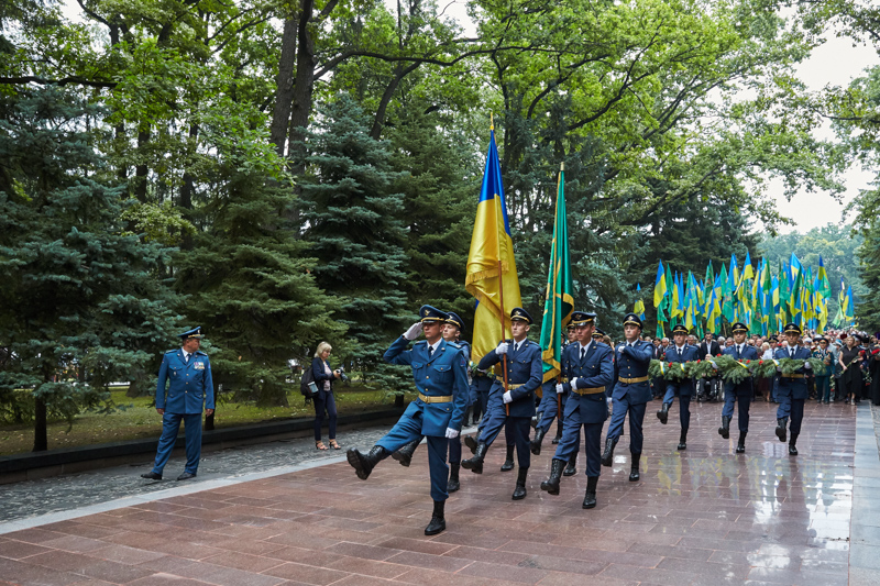 На Меморіалі Слави вшанували пам'ять визволителів Харкова