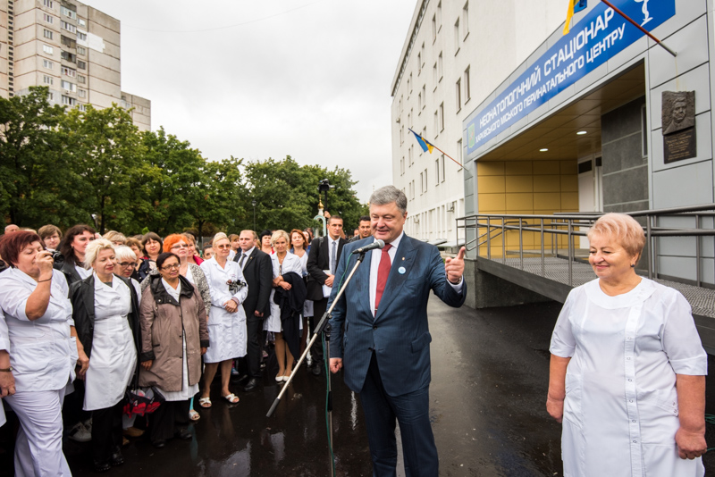 У Харкові відкрили реанімаційне відділення для передчасно народжених дітей