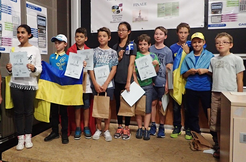 Харківські школярі перемогли на математичному чемпіонаті у Франції