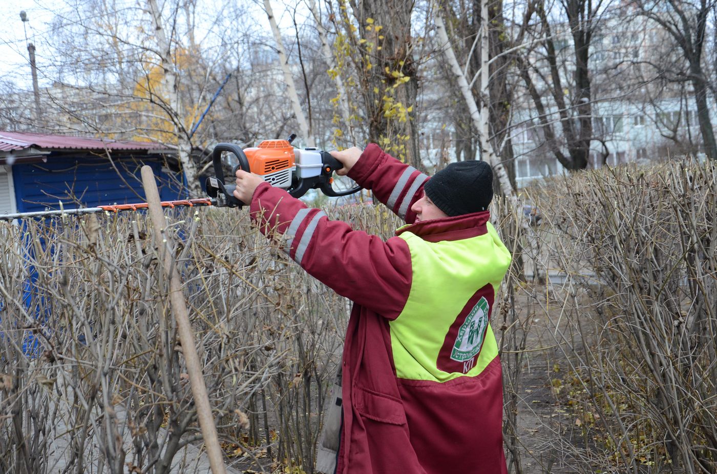 У Харкові впорядковують двори житлових будинків
