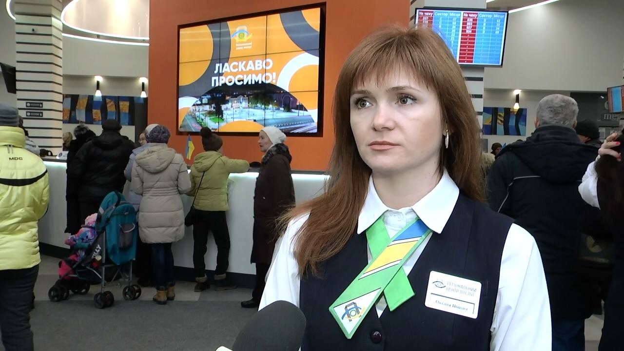 З парковки Регіонального центру послуг хотіли вкрасти гранітні плити