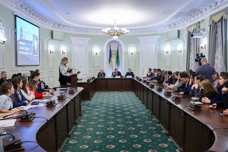 Засідання молодіжноЇ ради