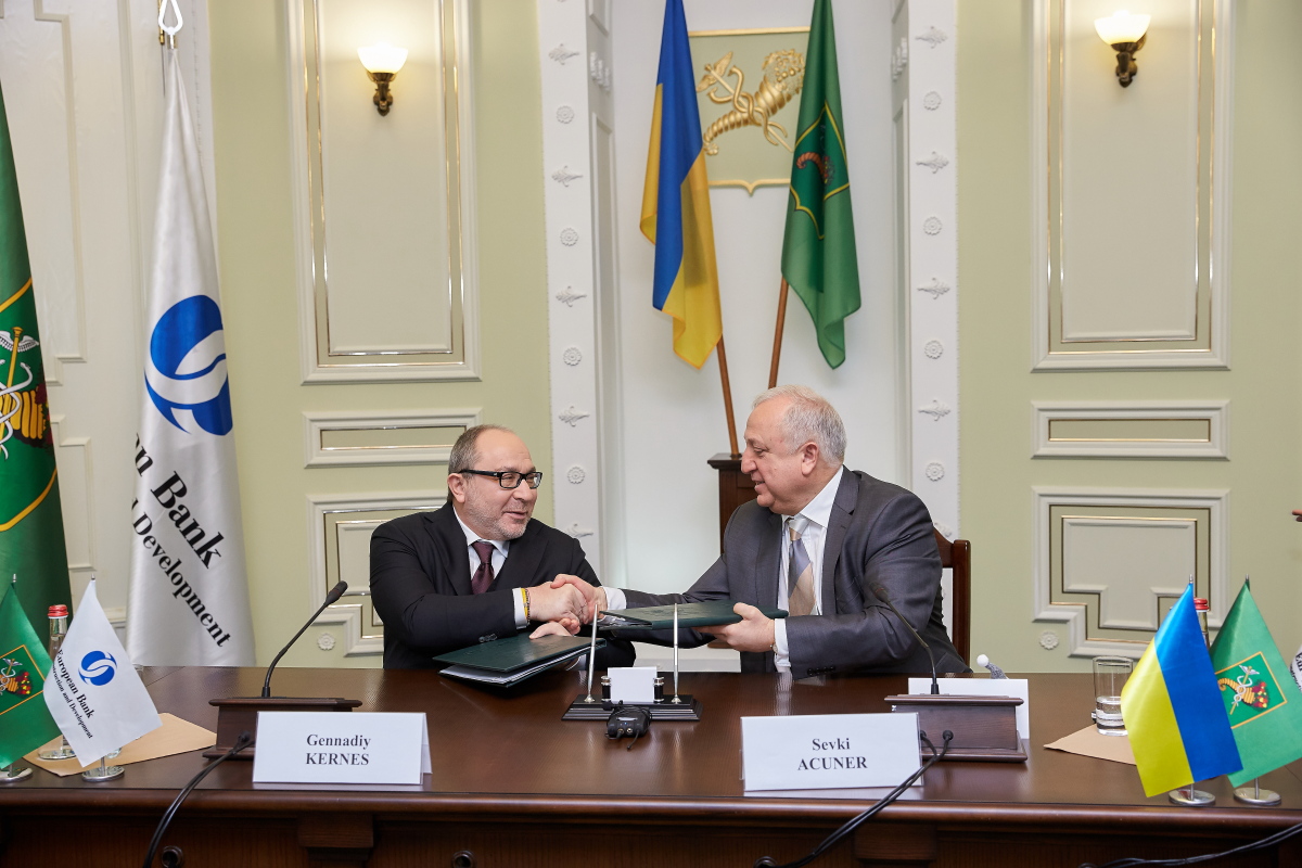 Церемонія підписання з ЄБРР угоди про фінансову підтримку будівництва метро в Харкові