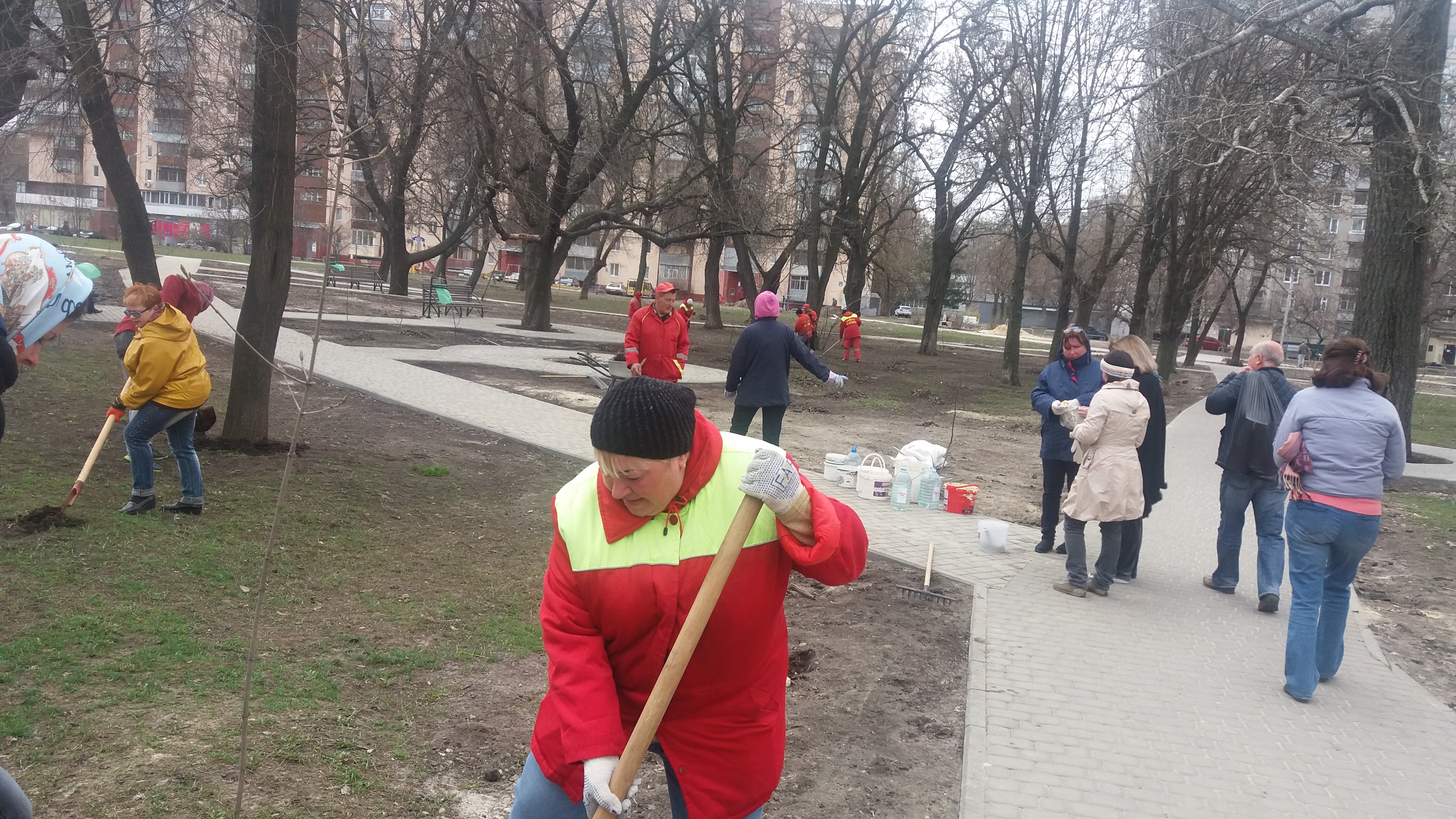 У Слобідському районі пройшов суботник