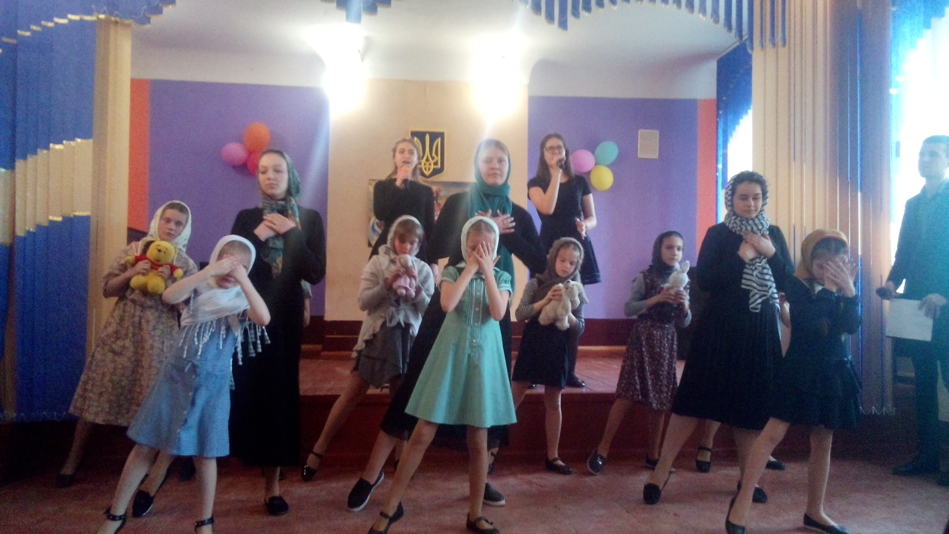 В Індустріальному районі школярі зустрілися з ветеранами