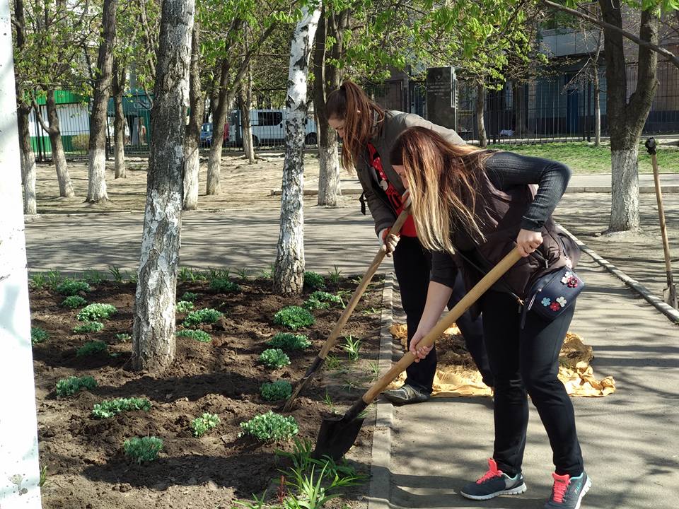 В Основ'янському районі пройшов суботник