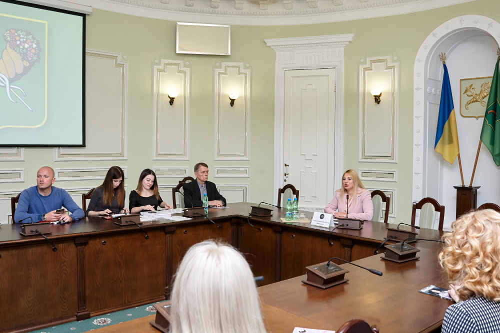 Учасникам та організаторам «Kharkiv Fashion» вручили дипломи