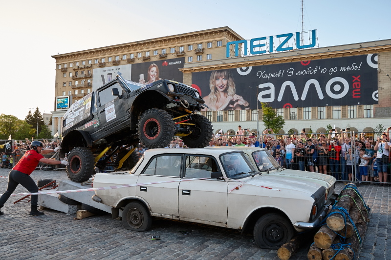 У Харкові проходить автофестиваль 