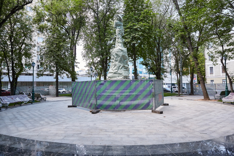 Пам'ятник Людмилі Гурченко відкриють до кінця місяця