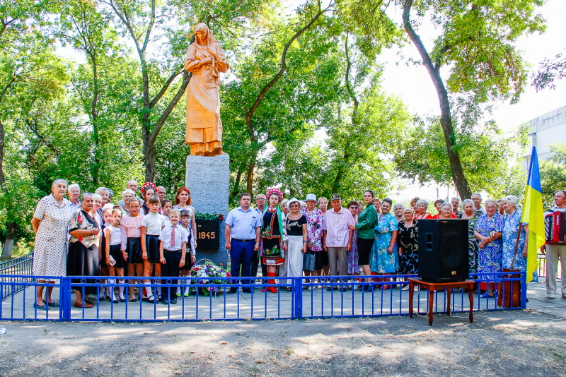 В Індустріальному районі вшанували пам'ять визволителів Харкова