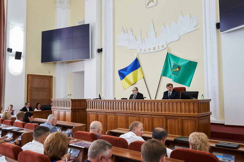 Міськрада виділила додаткові кошти на інсуліни, ремонт будинків і доріг