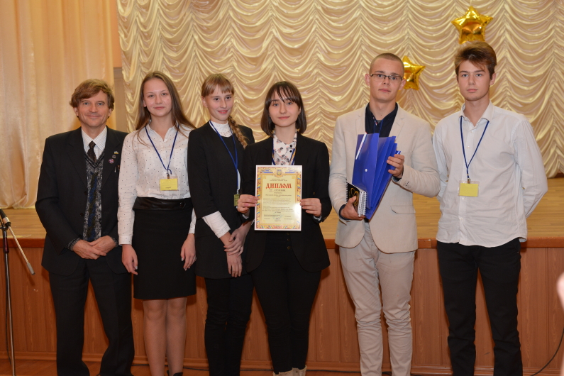 Визначилися юні фізики, які представлять місто на всеукраїнському турнірі