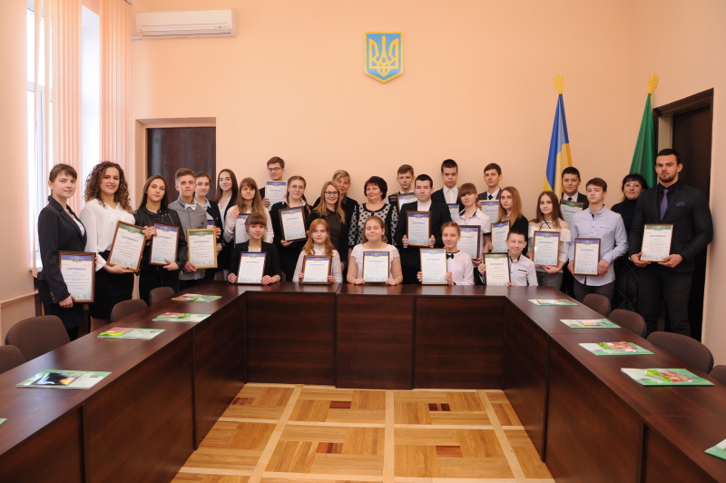 В Індустріальному районі відбувся прийом кращих учнів шкіл