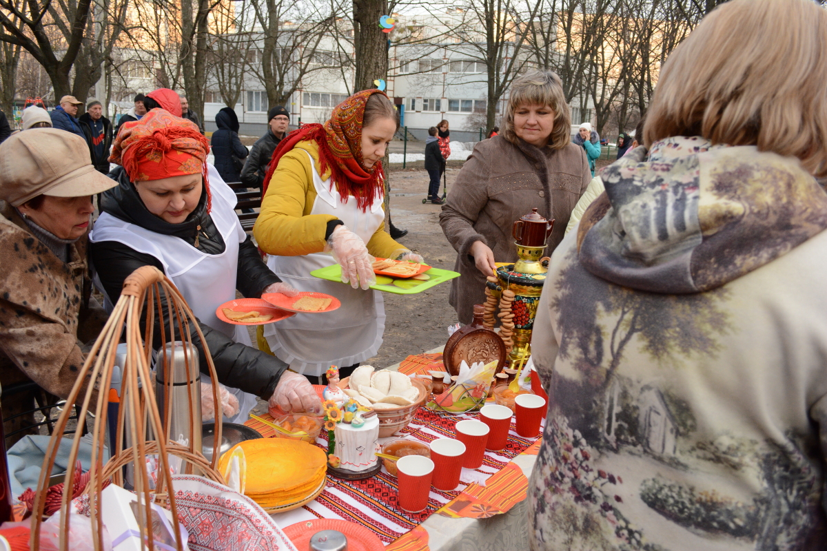 У Немишлянському районі відсвяткували Масляну