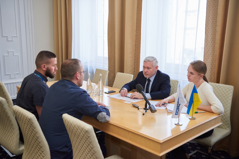 Ігор Терехов: Міська влада успішно справляється з проблемами переселенців
