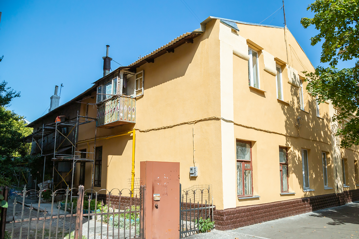 У місті ремонтують фасади житлових будинків
