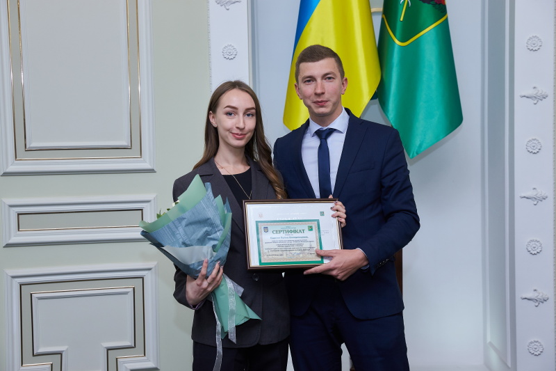 У міськраді нагородили переможців конкурсу «Молода людина року»