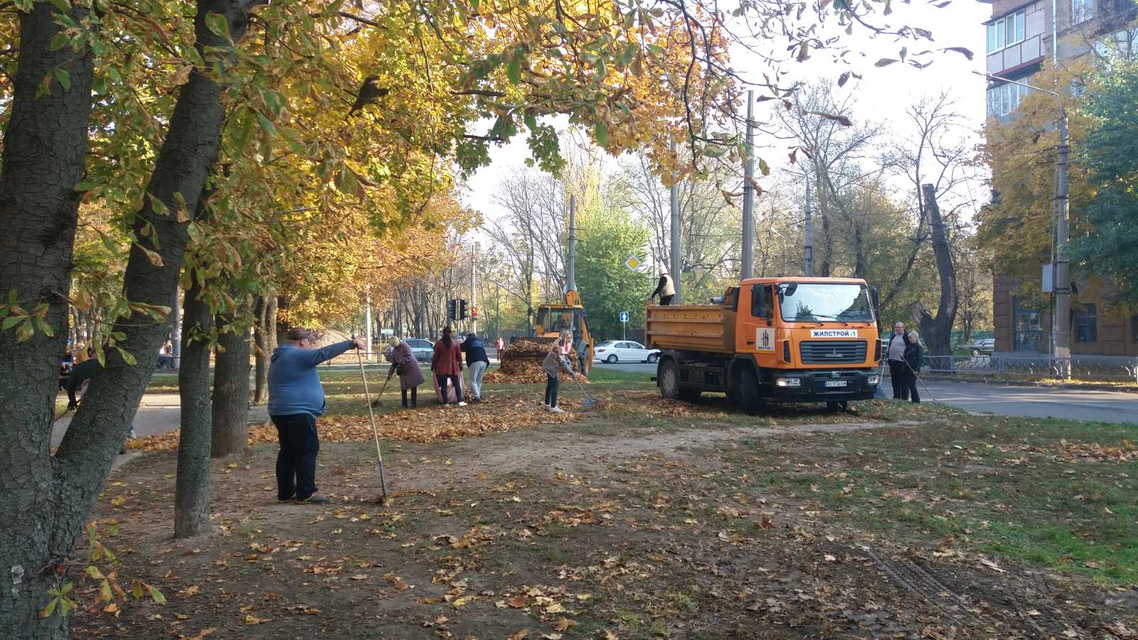 В Індустріальному районі відбувся суботник 