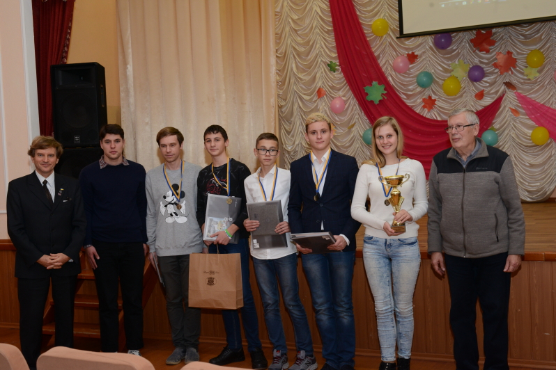 Команда харківського ліцею №161 всьоме перемогла у міському фізичному турнірі