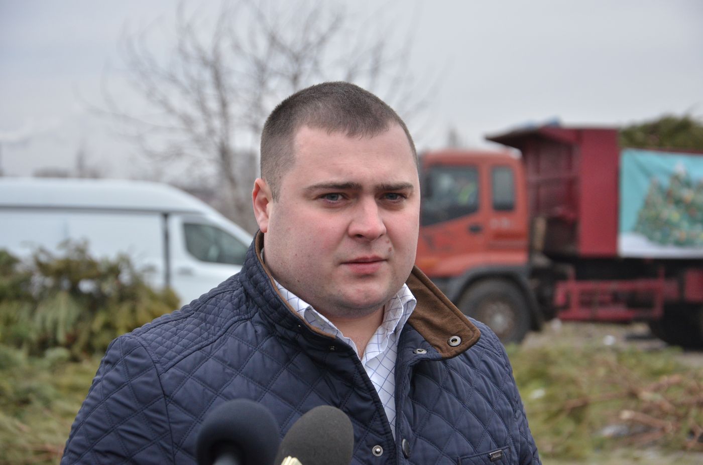 У Харкові утилізують ялинки після новорічних свят