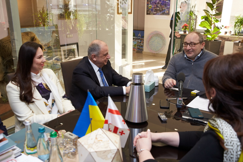 Геннадій Кернес зустрівся з новим послом Грузії в Україні