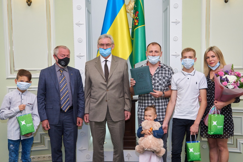 У Харкові 100-та родина підписала кредитний договір на придбання житла
