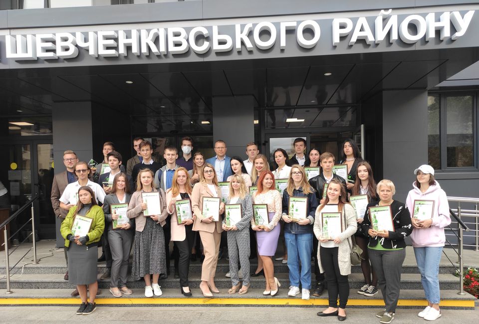 У Шевченківському районі нагородили переможців конкурсу «Молода людина року» 