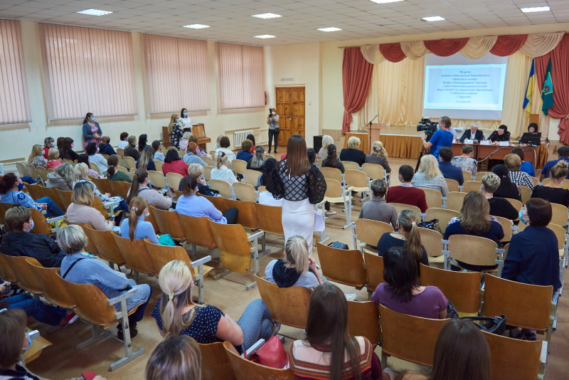Зустріч Ігоря Терехова з батьками дошкільнят та школярів Слобідського району