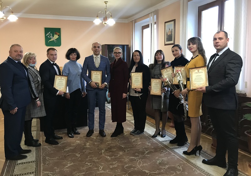 В Основ’янському районі нагородили кращих вчителів
