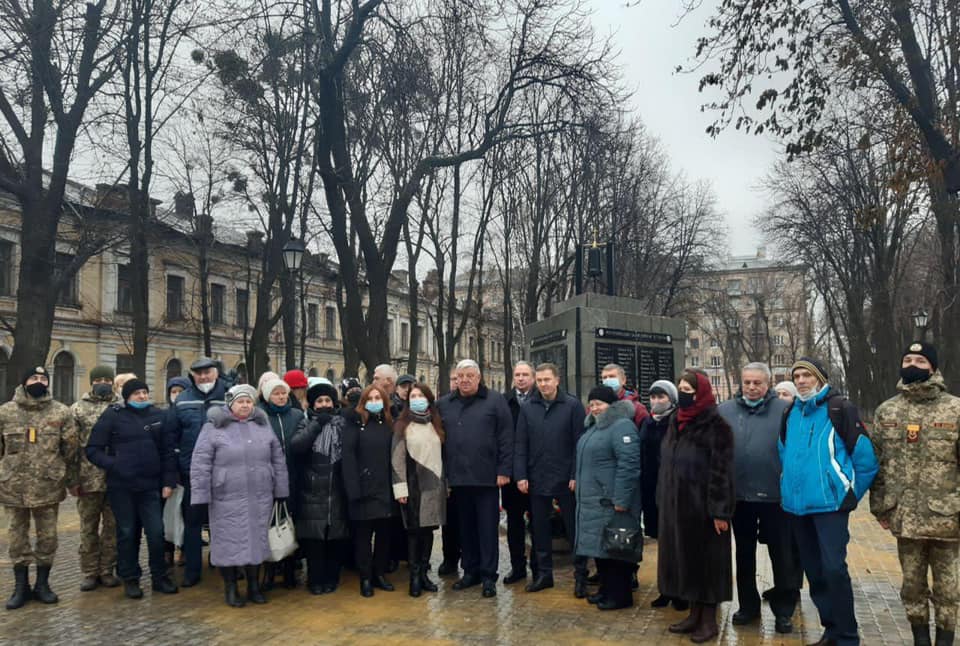У сквері Пожежних вшанували пам'ять харківських чорнобильців