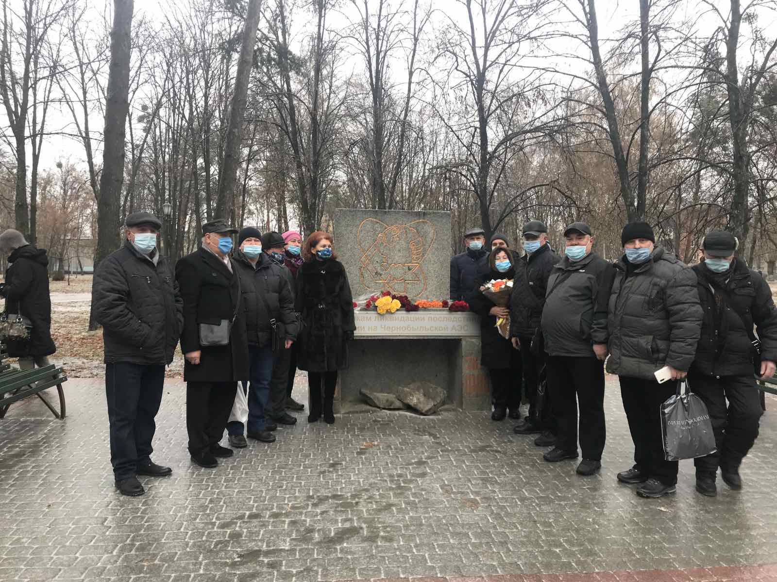 В Індустріальному районі вручили грамоти учасникам чорнобильського руху