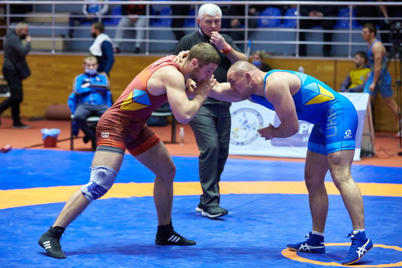 У Харкові проходить чемпіонат України з вільної боротьби