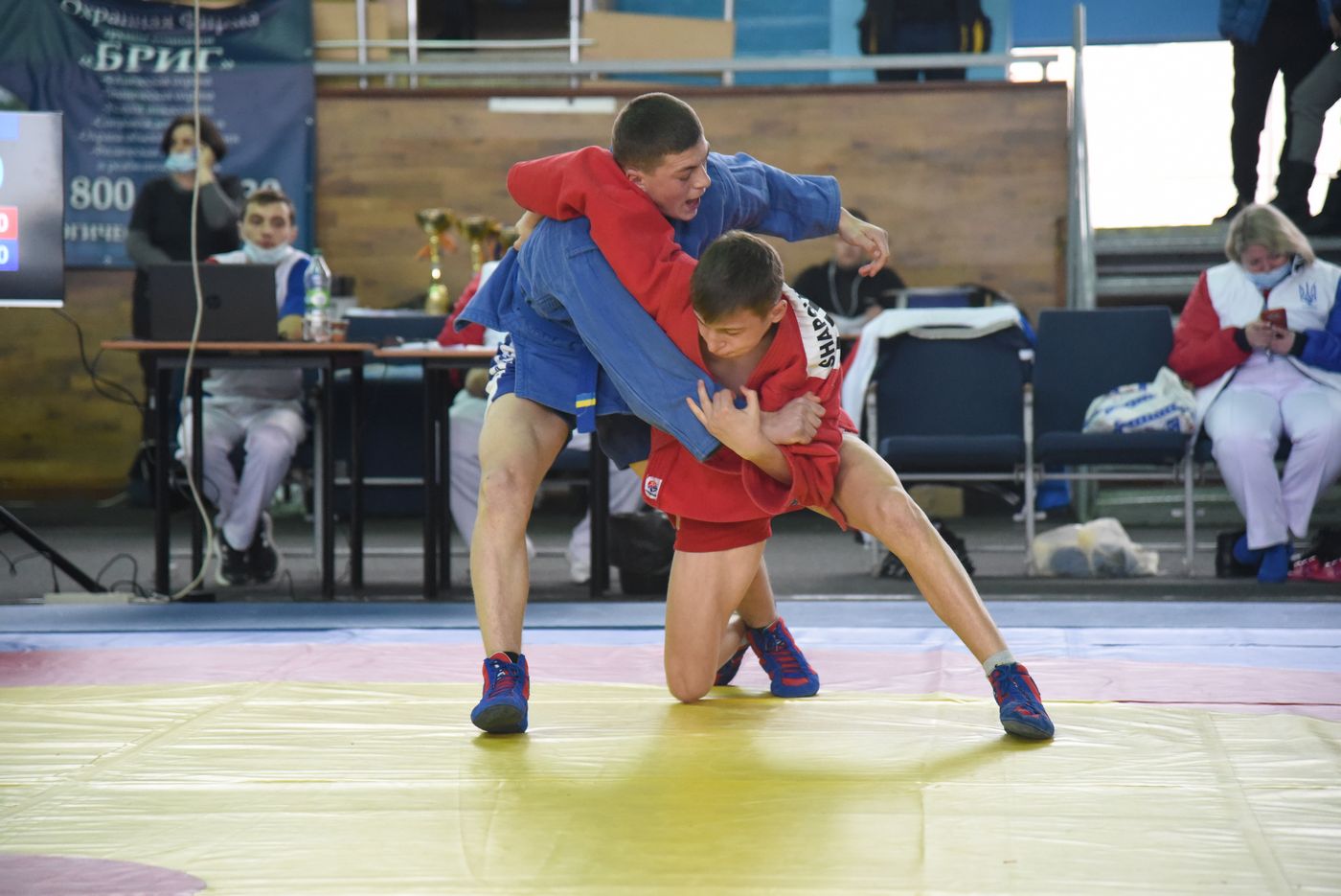 У Харкові проходить молодіжний чемпіонат України з самбо