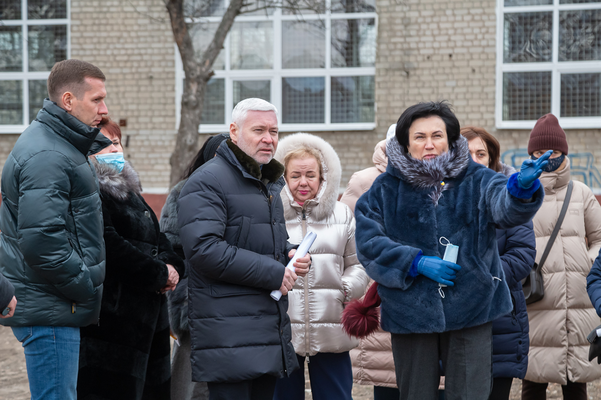 У міських школах тривають ремонти і вивчають питання освітленості кабінетів